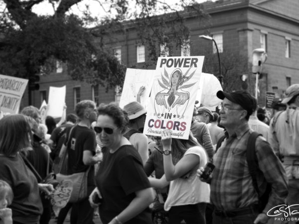 <span>Power in Colors</span><i>→</i>